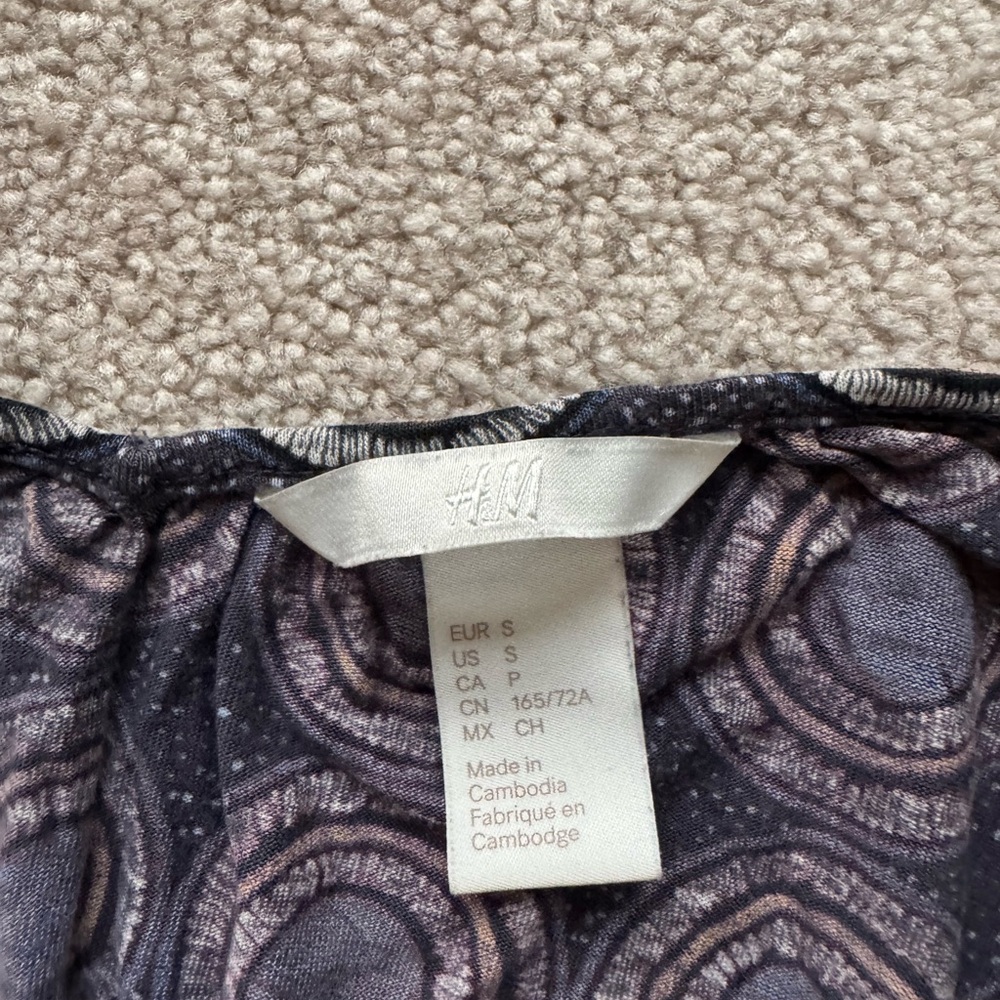 H&M patterned romper - Picture 3 of 3